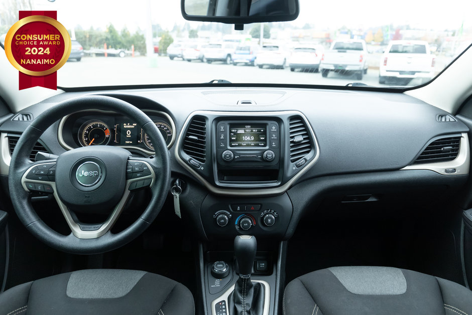 2017 Jeep Cherokee Sport-10