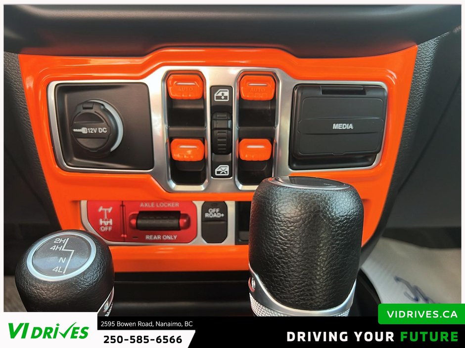 2023 Jeep Gladiator Mojave-15
