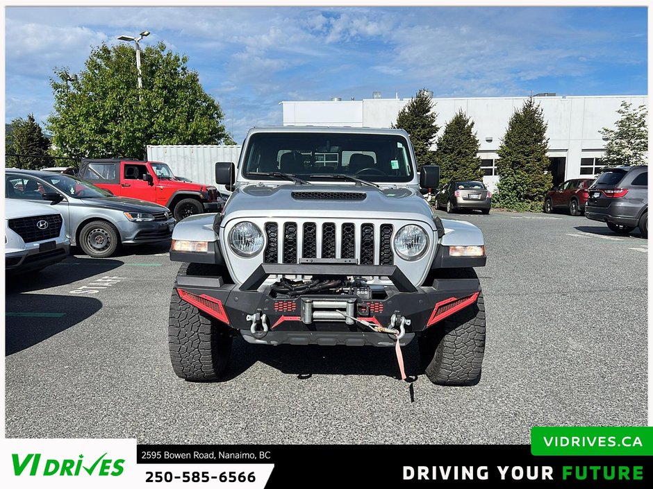 2023 Jeep Gladiator Mojave-1