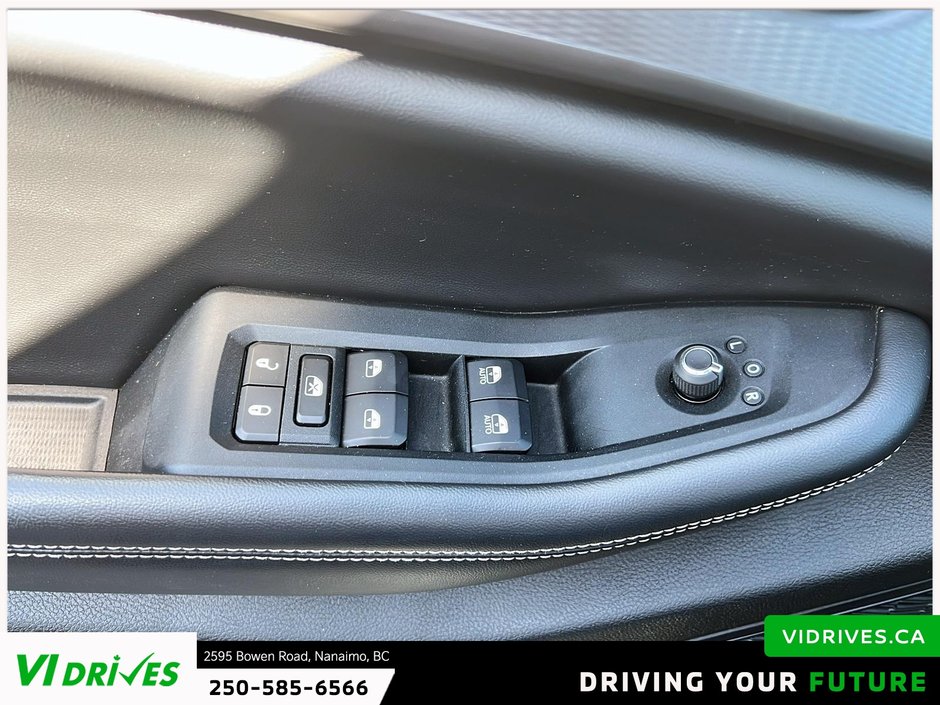 2023 Jeep Grand Cherokee Altitude-9