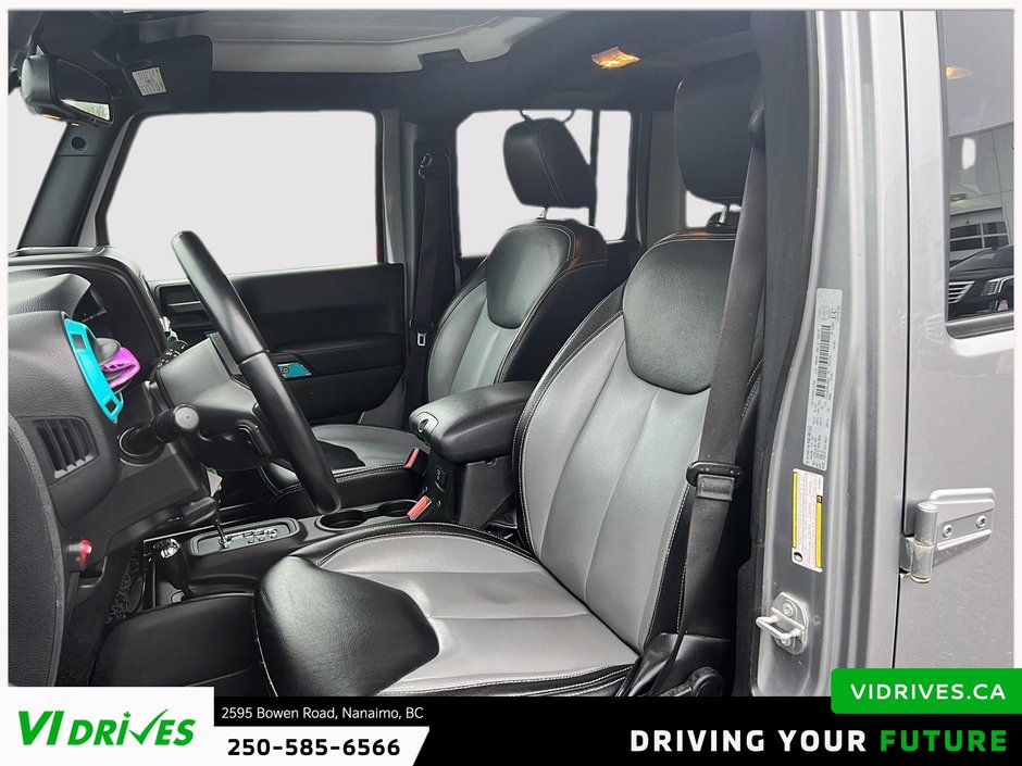 2017 Jeep Wrangler Unlimited Sahara-9