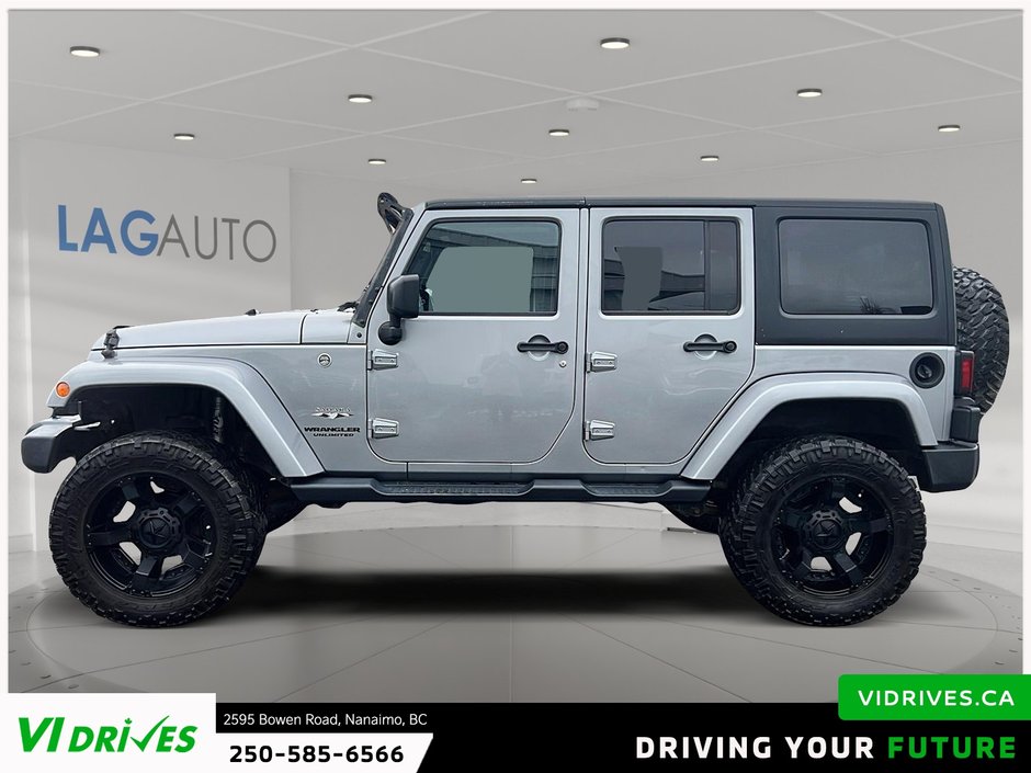 2017 Jeep Wrangler Unlimited Sahara-4