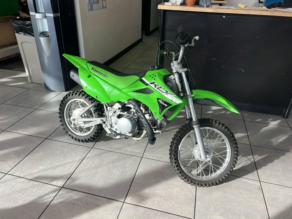 2025 Kawasaki 2X11 N/A-0