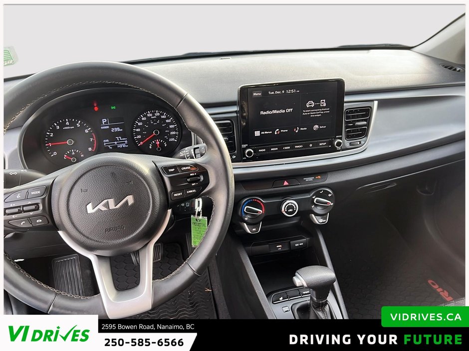 2023 Kia Rio 5-door LX+-8