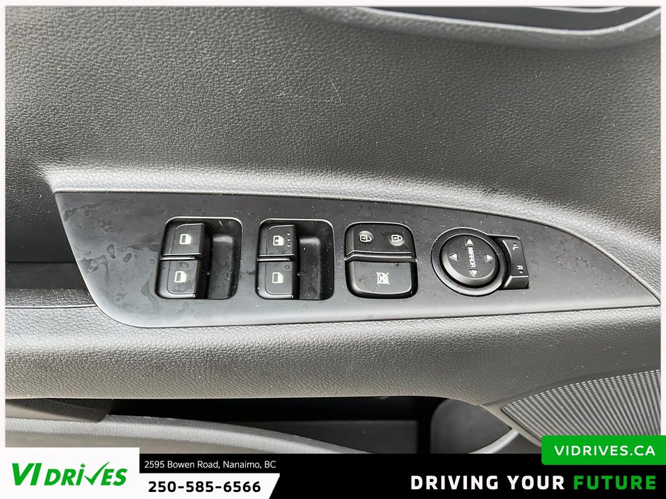 2023 Kia Rio 5-door LX+-9