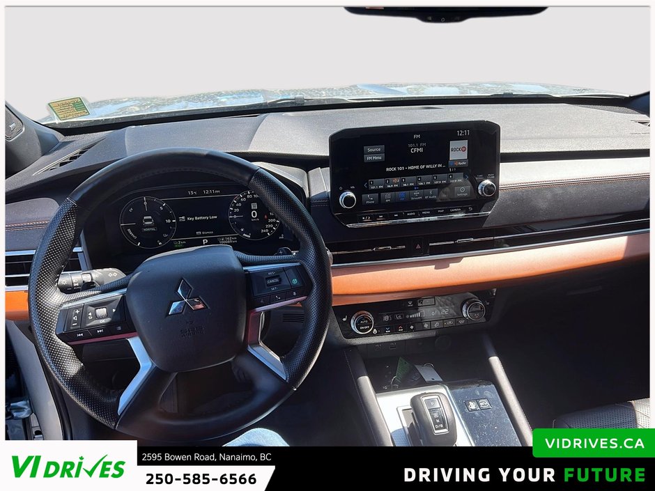2024 Mitsubishi Outlander PHEV GT Premium-8
