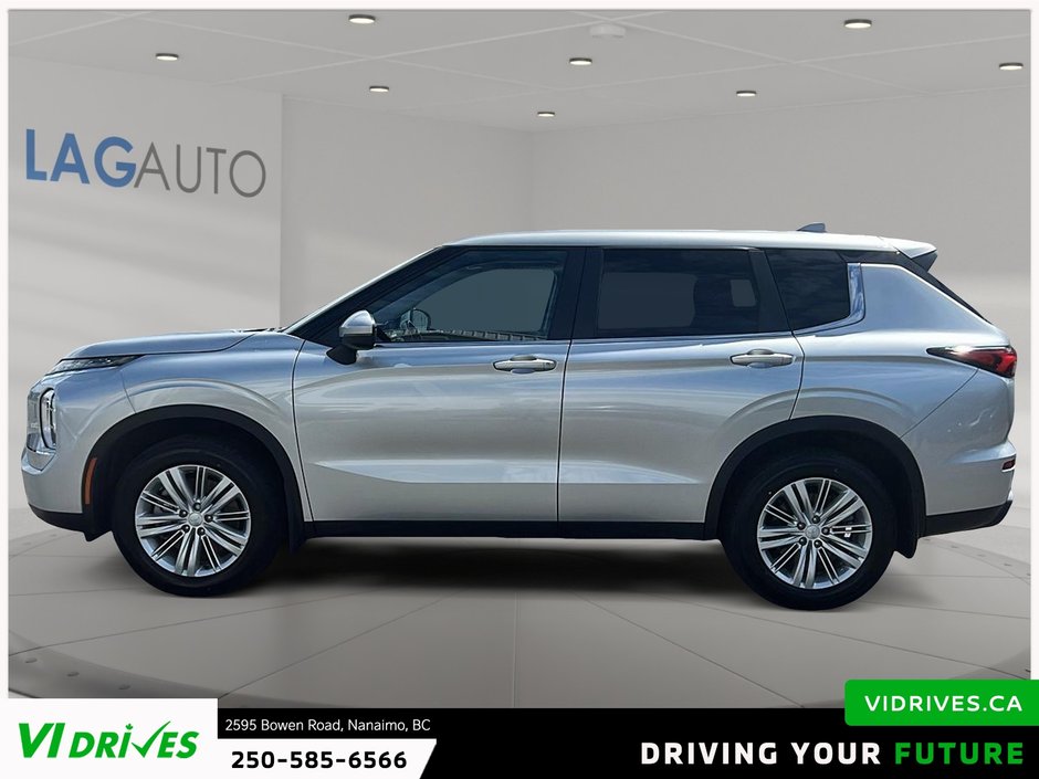 2024 Mitsubishi Outlander ES-4