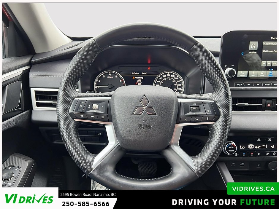 2024 Mitsubishi Outlander LE-10