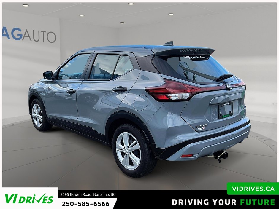 2024 Nissan Kicks S-3