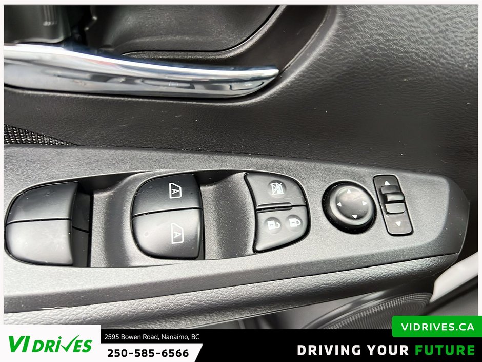 2024 Nissan Kicks SV-8