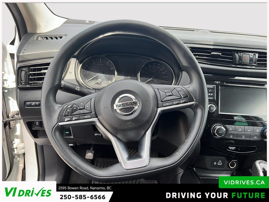 2021 Nissan Qashqai S-10