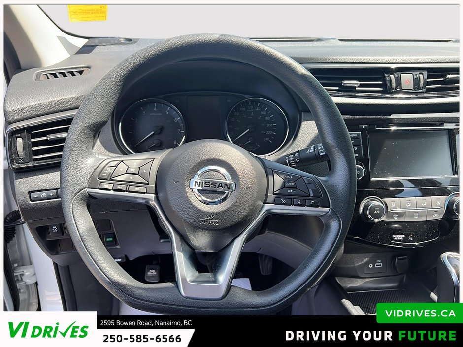 2023 Nissan Qashqai S-10