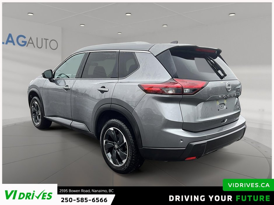 2025 Nissan Rogue SV Moonroof-3