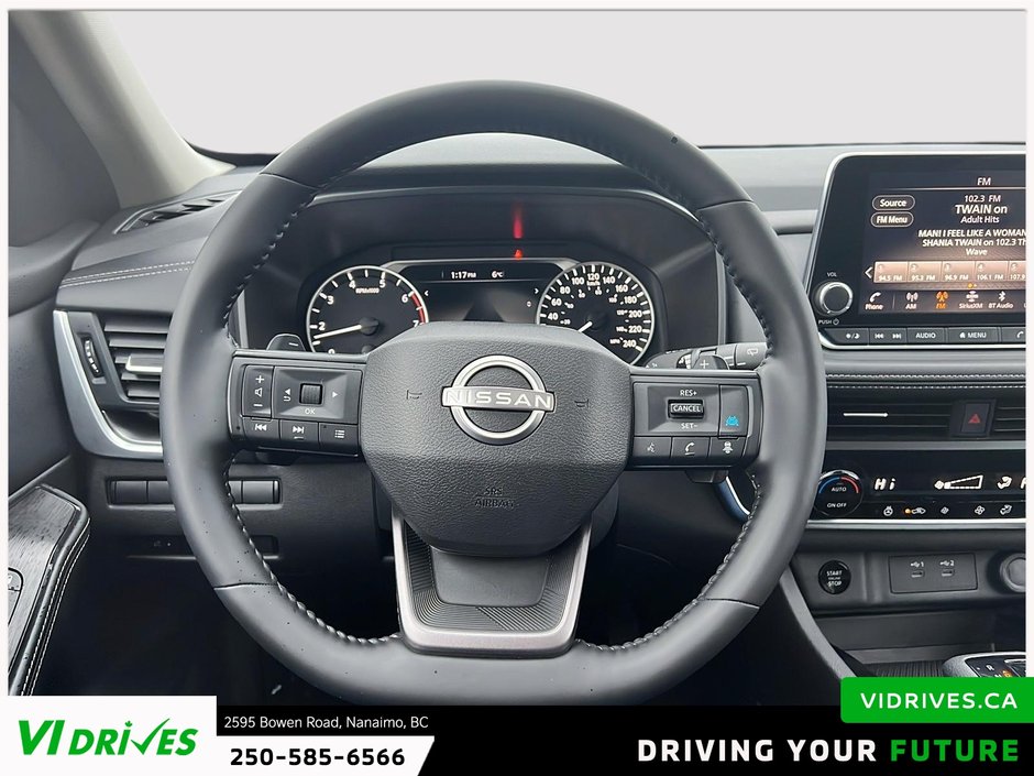 2025 Nissan Rogue SV Moonroof-10