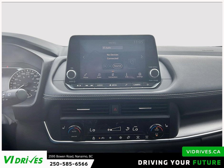2025 Nissan Rogue SV Moonroof-12