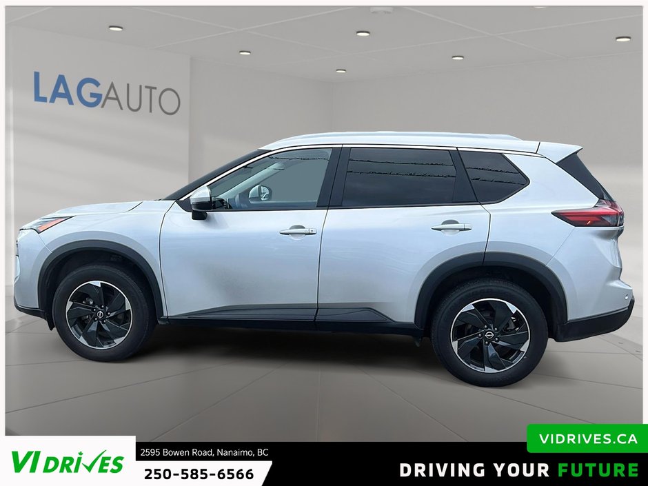 2025 Nissan Rogue SV Moonroof-4