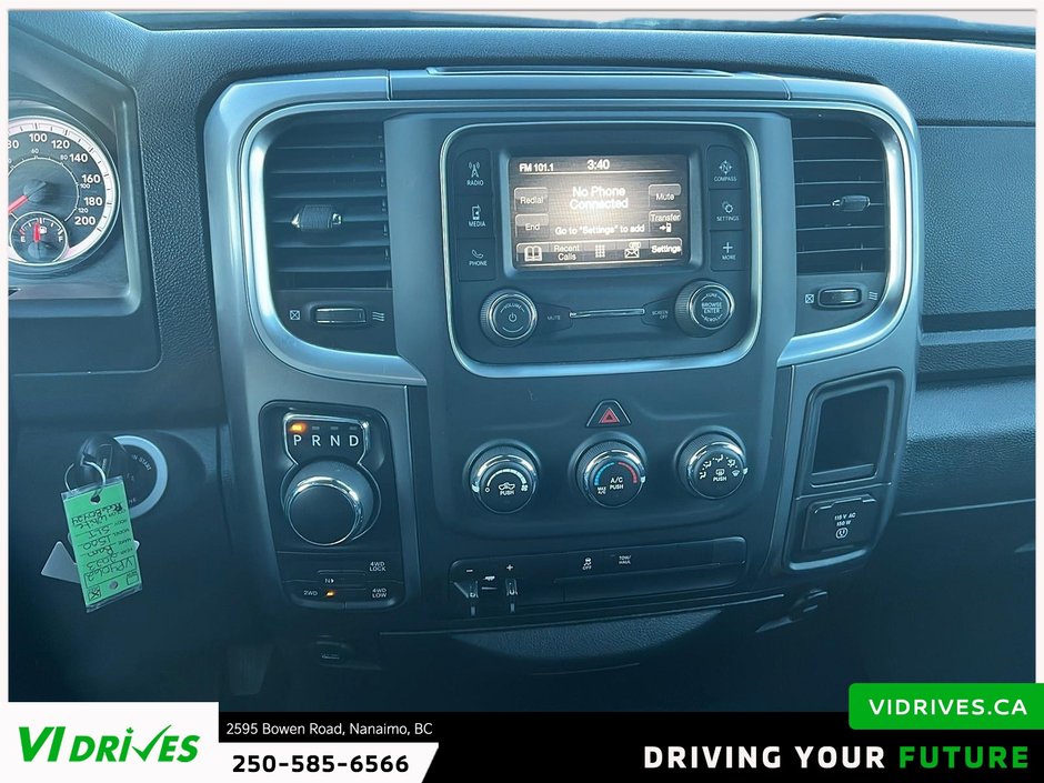 2023 Ram 1500 Classic SLT-12