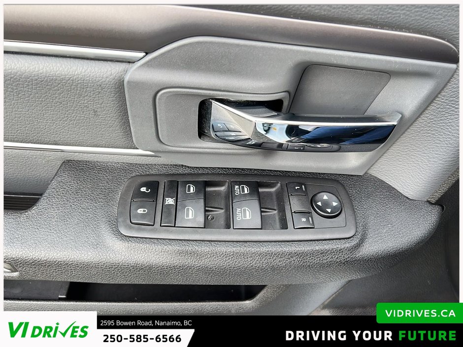 2023 Ram 1500 Classic SLT-9