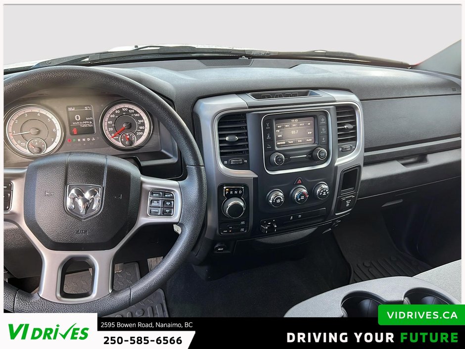 2023 Ram 1500 Classic SLT-8