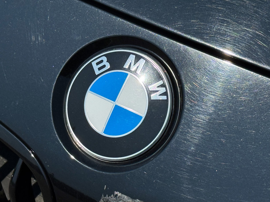 2015 BMW 3 Series 320i xDrive-10