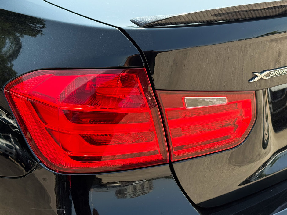 2015 BMW 3 Series 320i xDrive-13