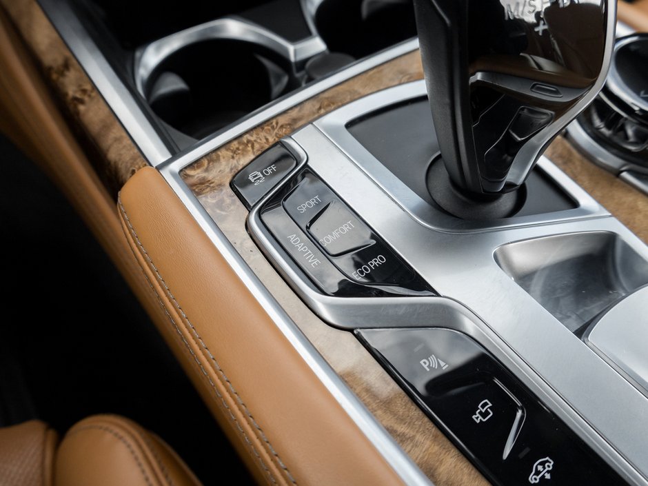 2019 BMW 7 Series 750i xDrive-22