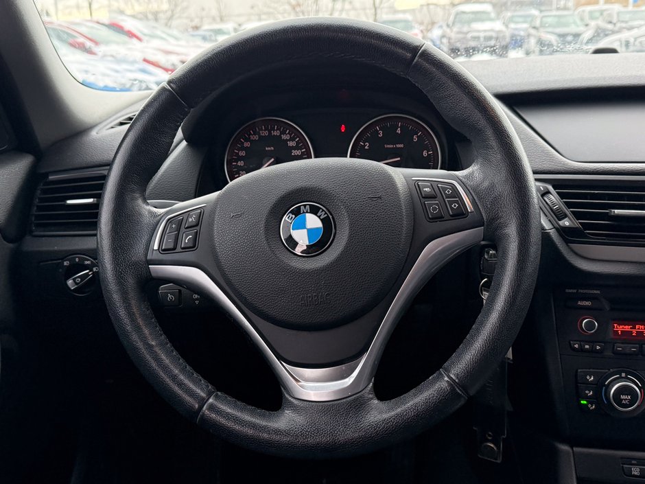 2015 BMW X1 xDrive28i-16