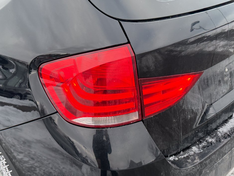 2015 BMW X1 xDrive28i-11