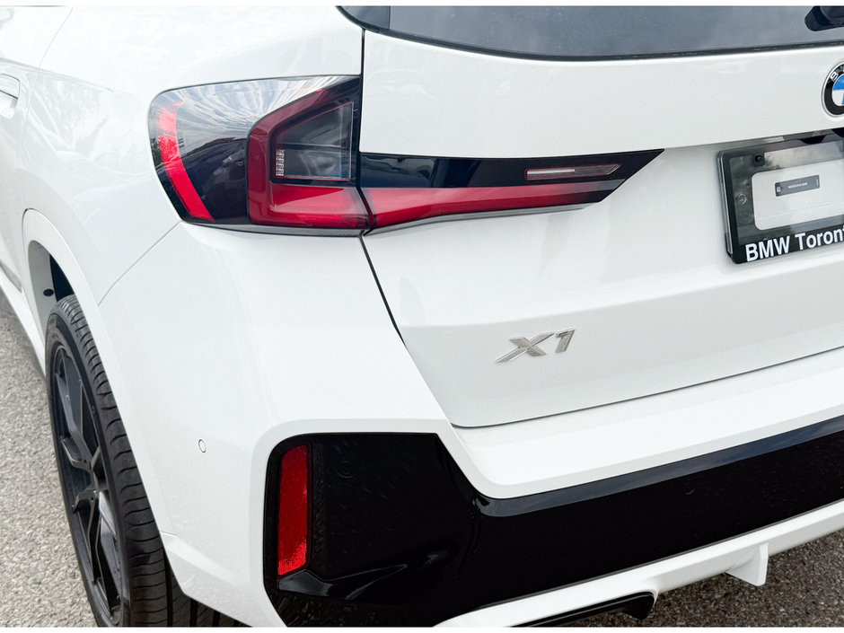 2025 BMW X1 XDrive28i-13
