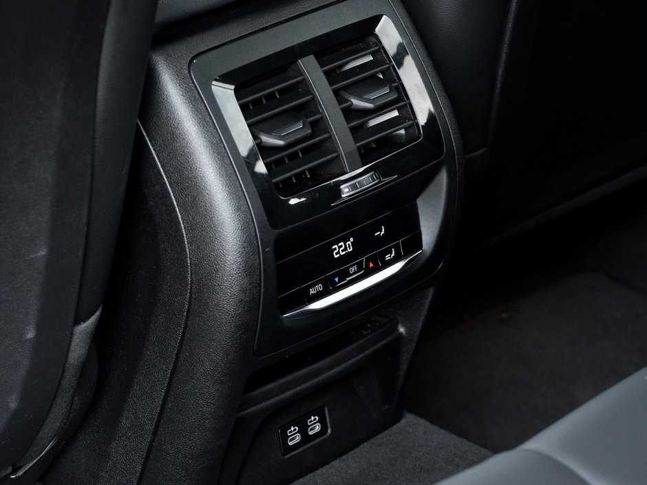 2024 BMW X3 xDrive30i-24