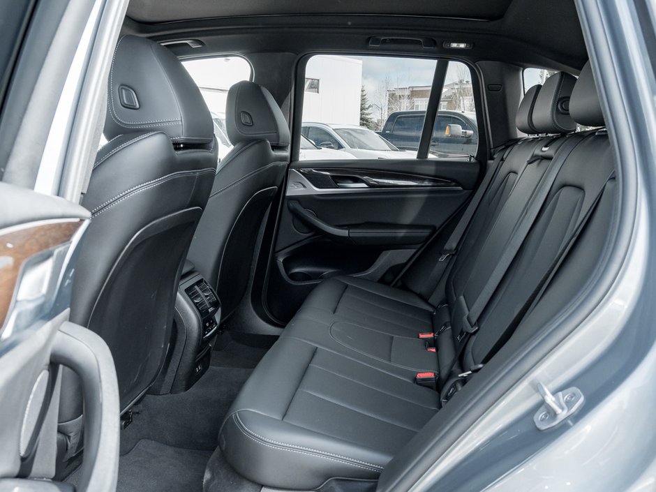 2024 BMW X3 xDrive30i-23