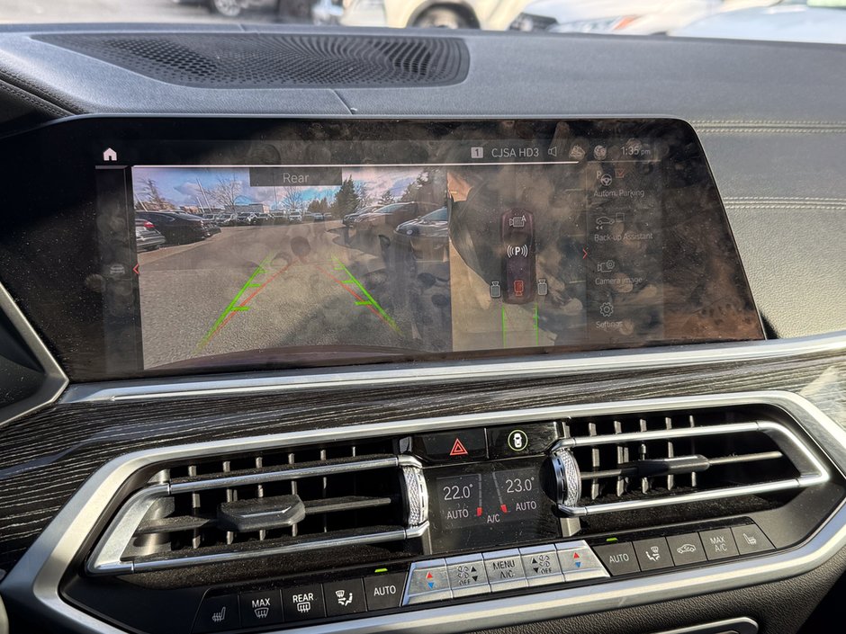 2022 BMW X7 xDrive40i-27