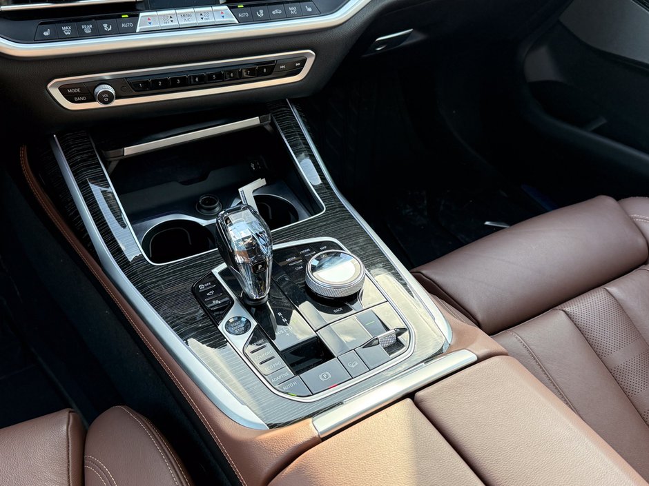 2022 BMW X7 xDrive40i-20