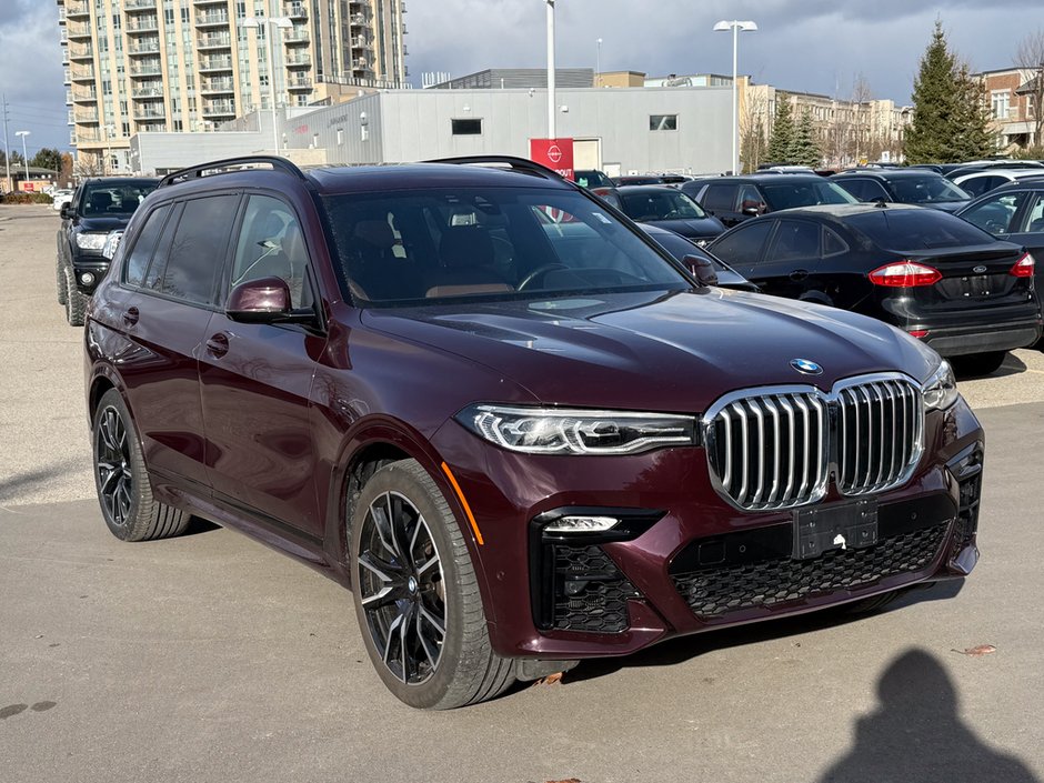 2022 BMW X7 xDrive40i-8