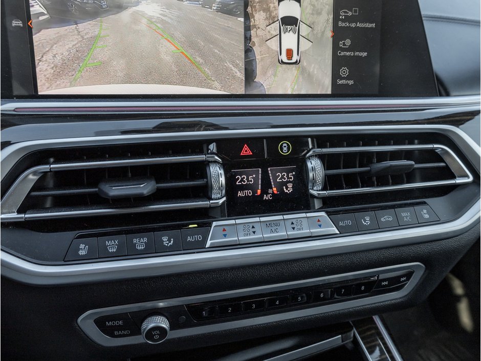 2022 BMW X7 xDrive40i-24