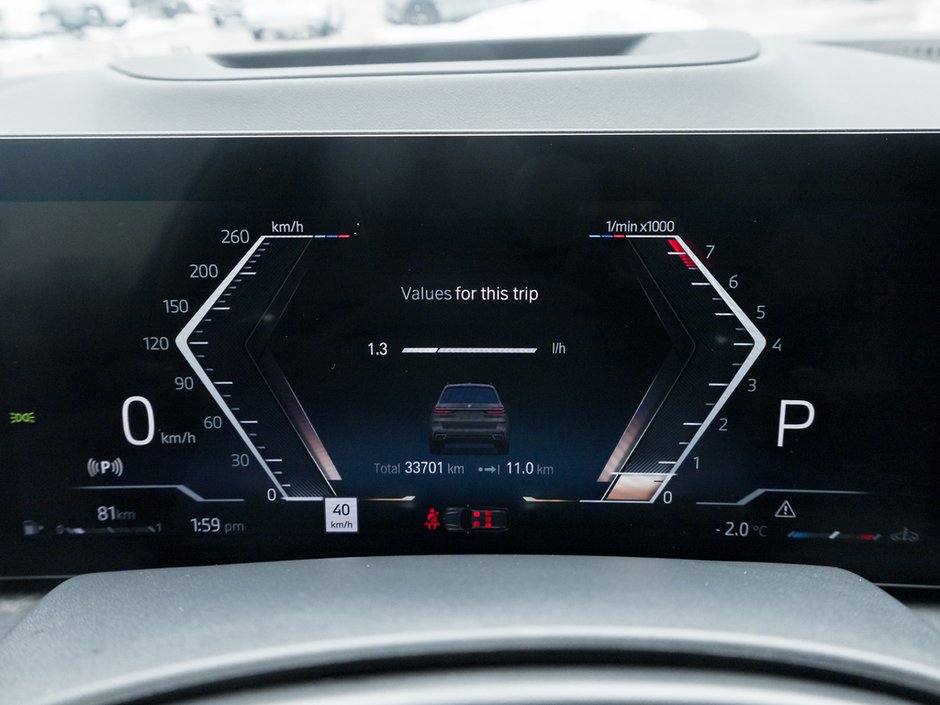 2023 BMW X7 xDrive40i-10