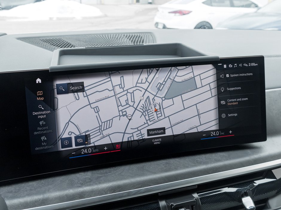 2023 BMW X7 xDrive40i-12