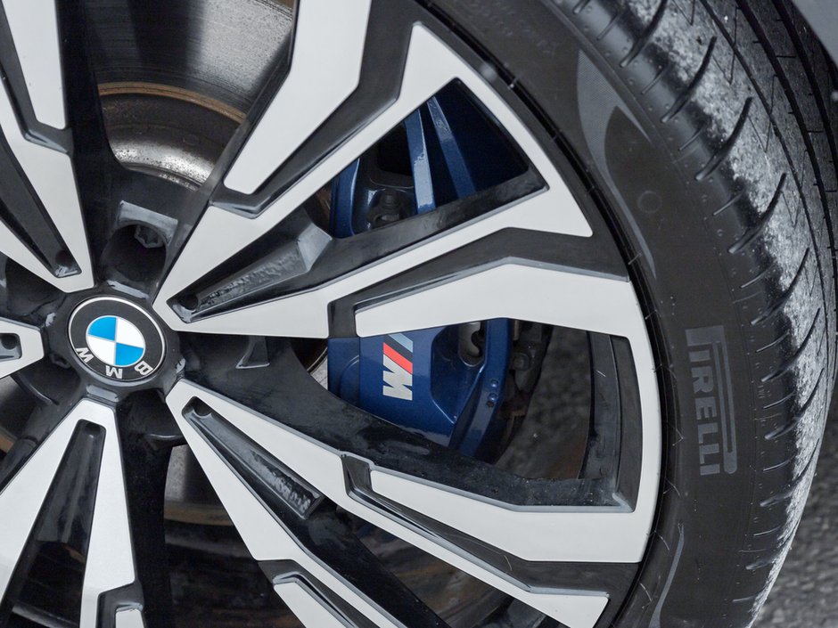 2023 BMW X7 xDrive40i-5