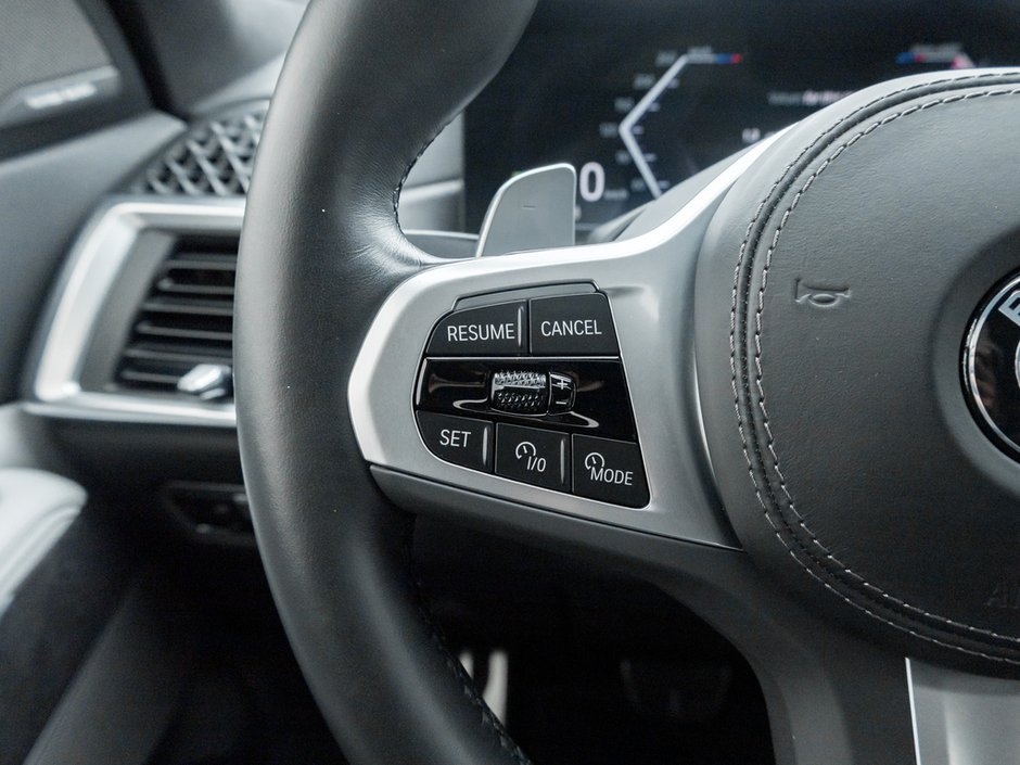 2023 BMW X7 xDrive40i-11
