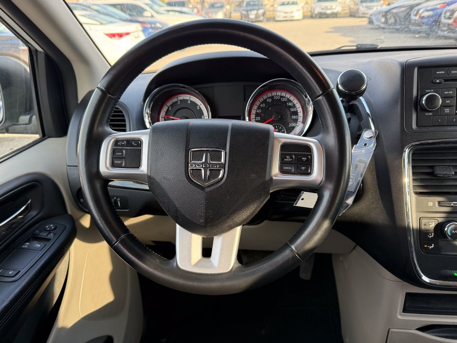 2016 Dodge Grand Caravan SXT-16