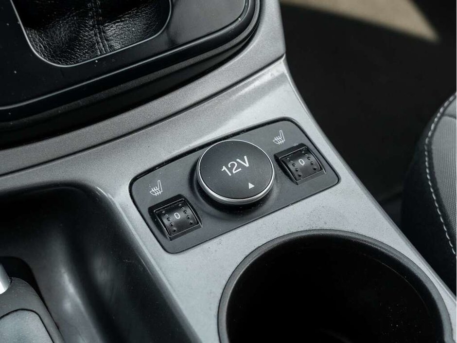 2016 Ford Escape SE-16