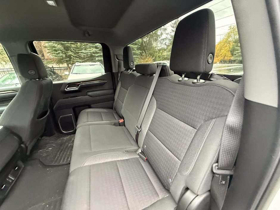 2023 GMC Sierra 1500 SLE-15