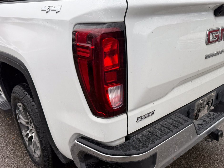 2023 GMC Sierra 1500 SLE-12