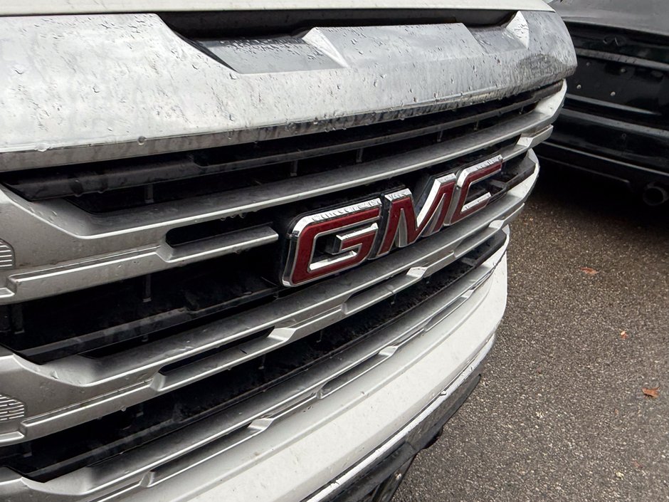 2023 GMC Sierra 1500 SLE-11