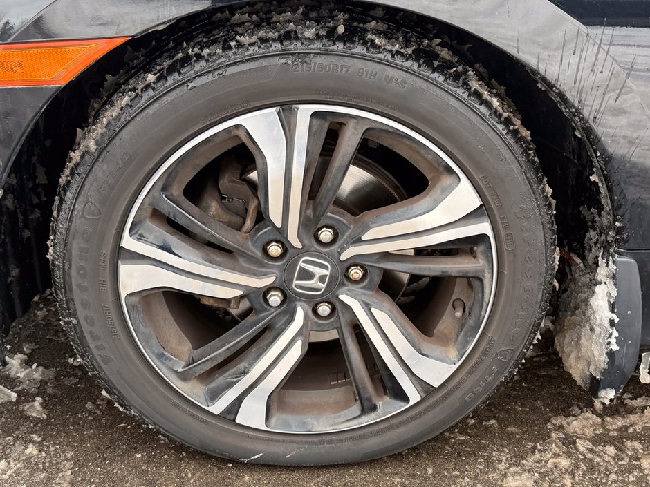 2016 Honda Civic Touring-10