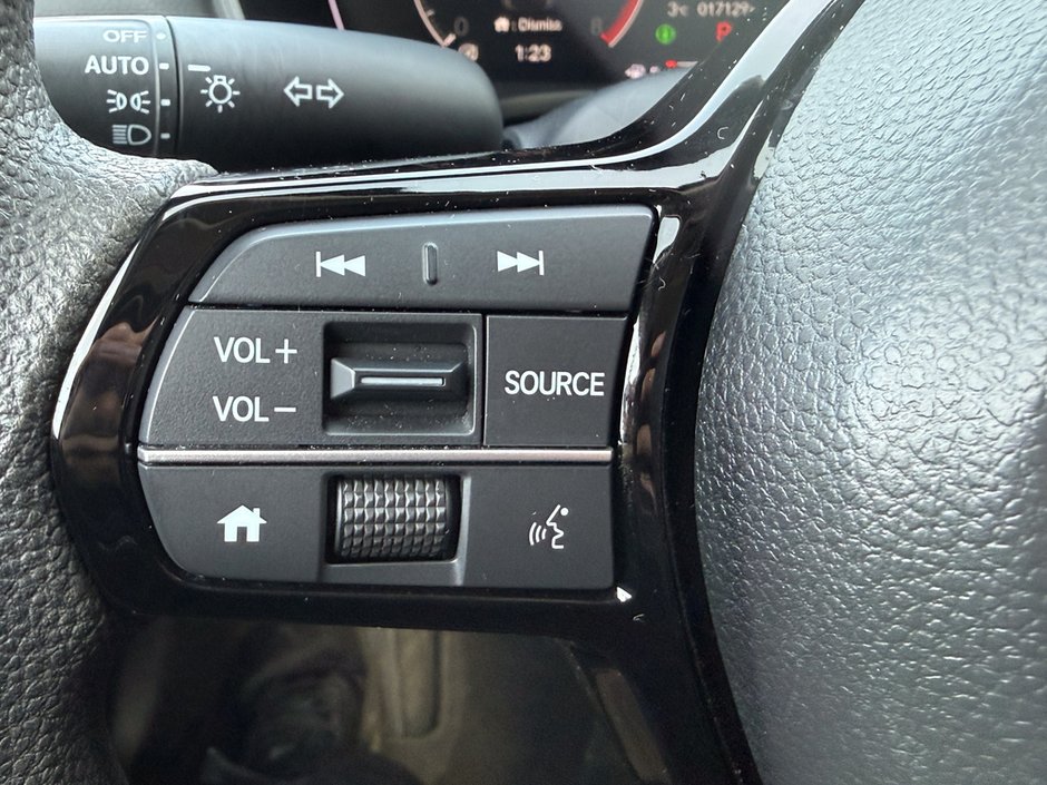 2024 Honda Civic LX-21