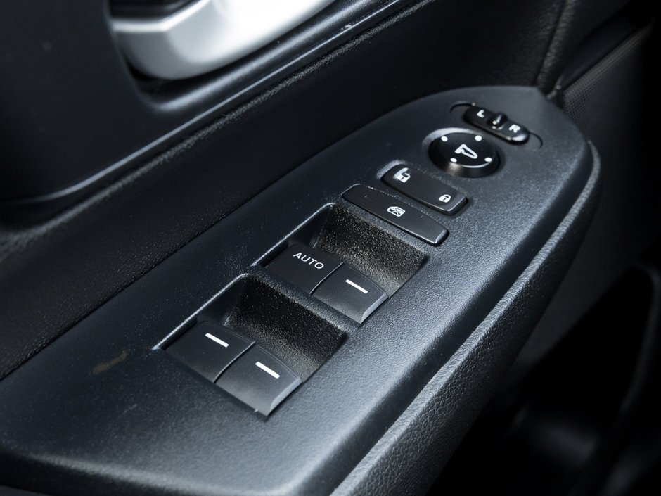 2022 Honda CR-V LX-12