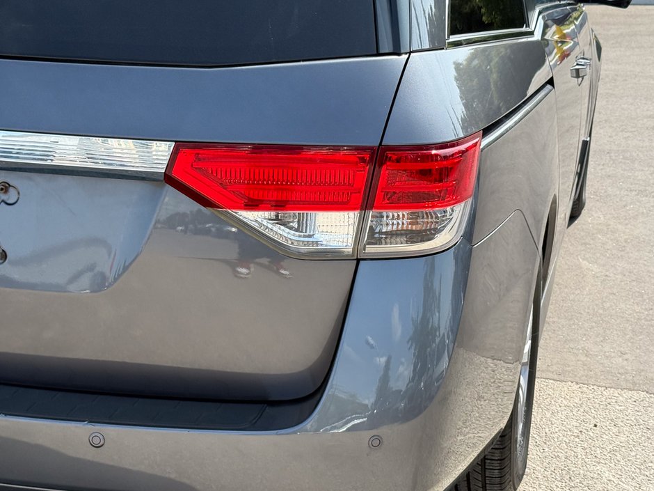 2017 Honda Odyssey EX-L-12