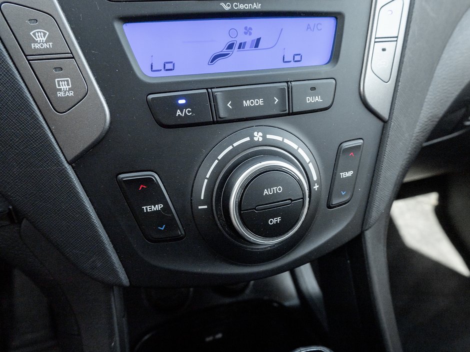 2013 Hyundai Santa Fe Sport 2.0T Premium-16