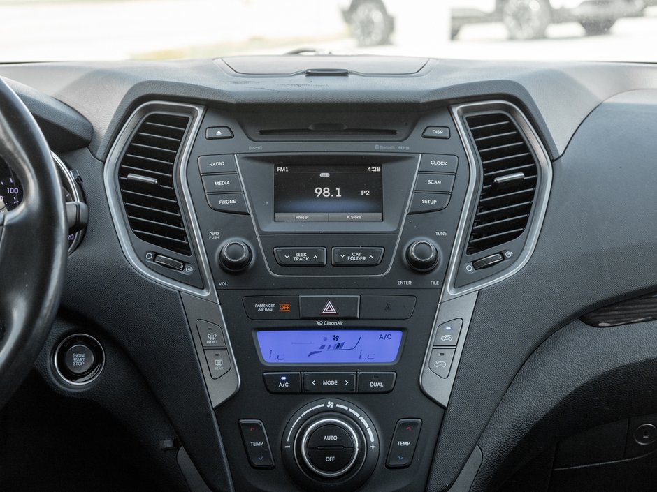 2013 Hyundai Santa Fe Sport 2.0T Premium-24